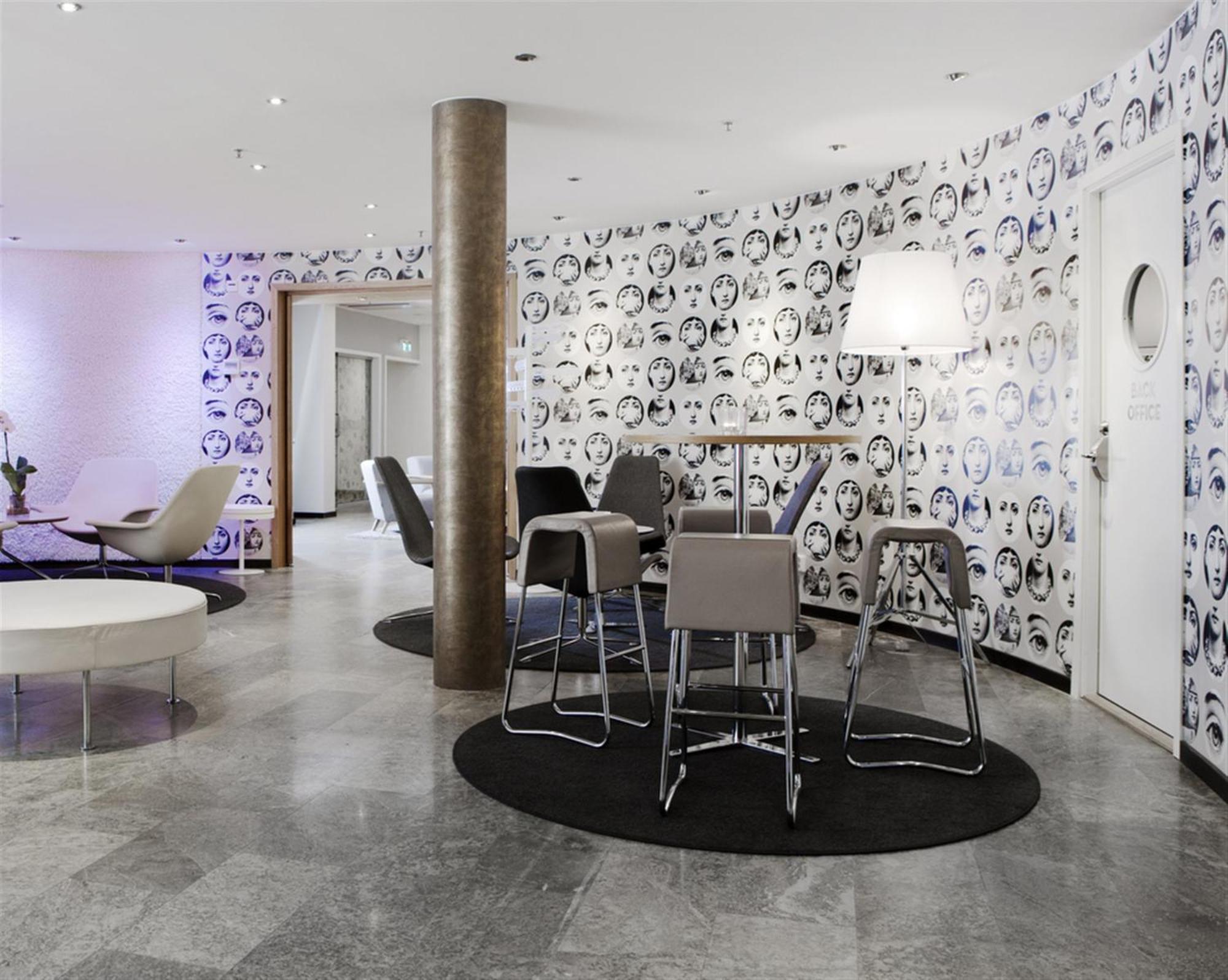 First Hotel Örebro Eksteriør billede