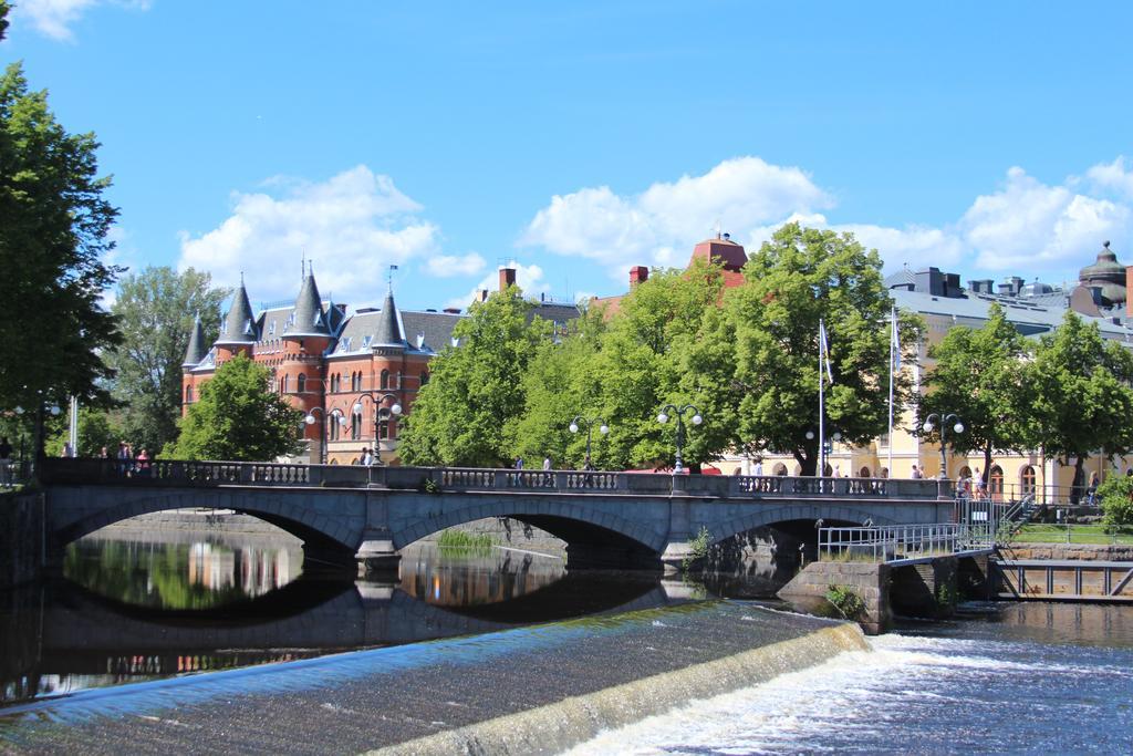 First Hotel Örebro Eksteriør billede